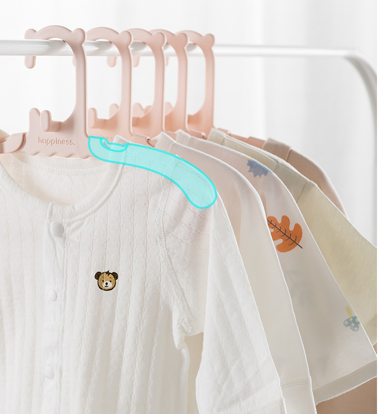 Baby Multifunctional Retractable Hanger